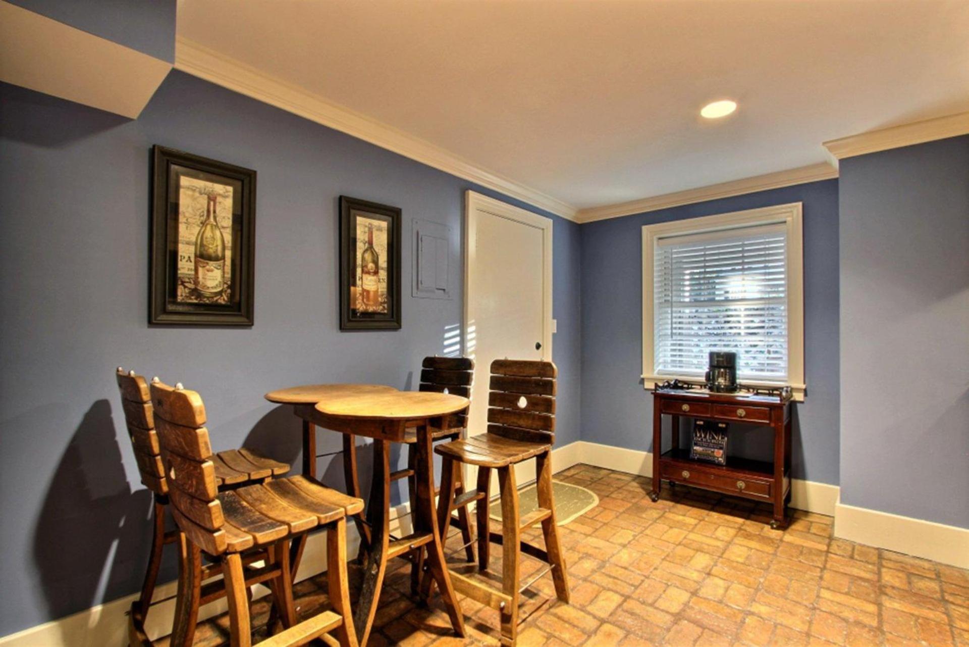 Bird Baldwin Magnolia Suite Savannah Exterior photo